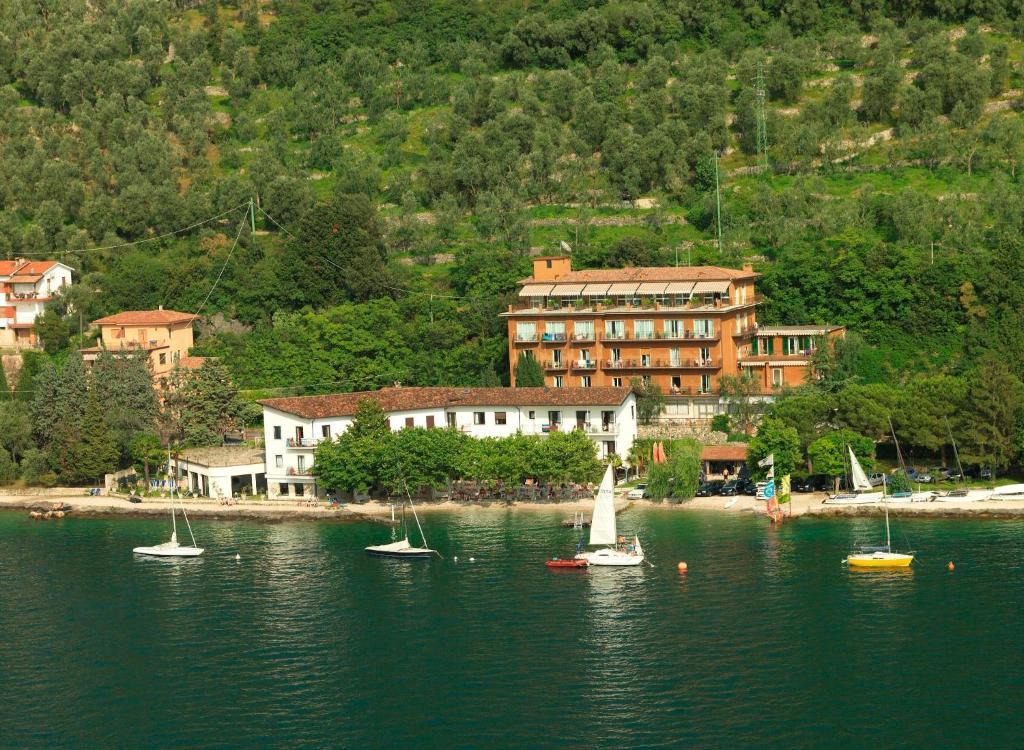 Hotel Nike Brenzone sul Garda Eksteriør bilde