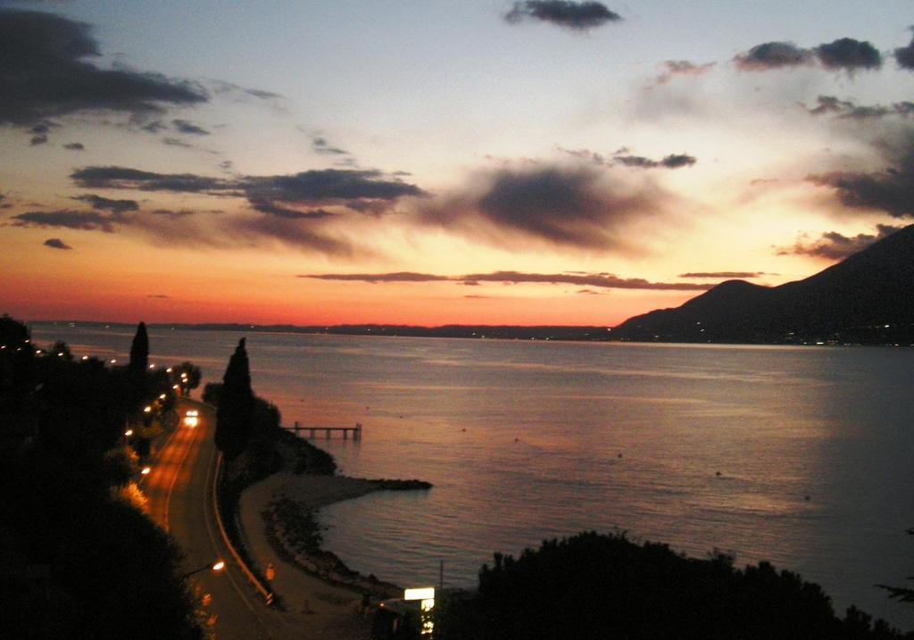 Hotel Nike Brenzone sul Garda Eksteriør bilde
